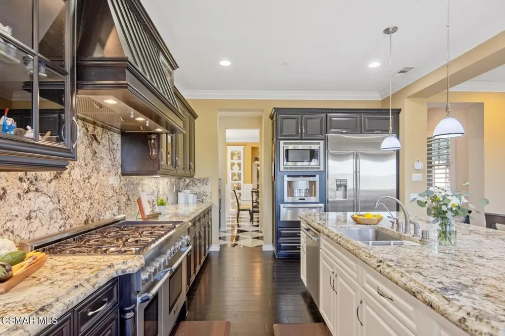 13854 Saddleback Drive Moorpark, CA 93021