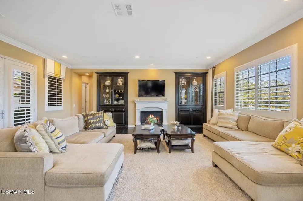 13854 Saddleback Drive Moorpark, CA 93021