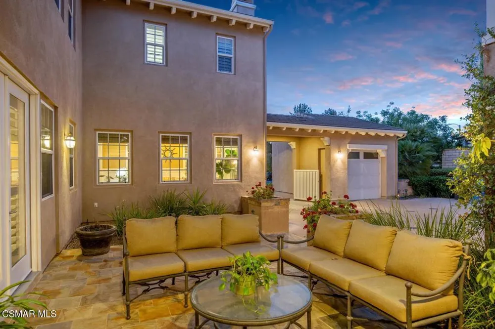 13854 Saddleback Drive Moorpark, CA 93021
