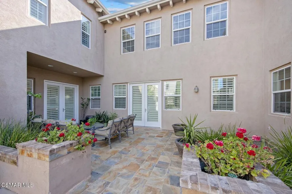 13854 Saddleback Drive Moorpark, CA 93021