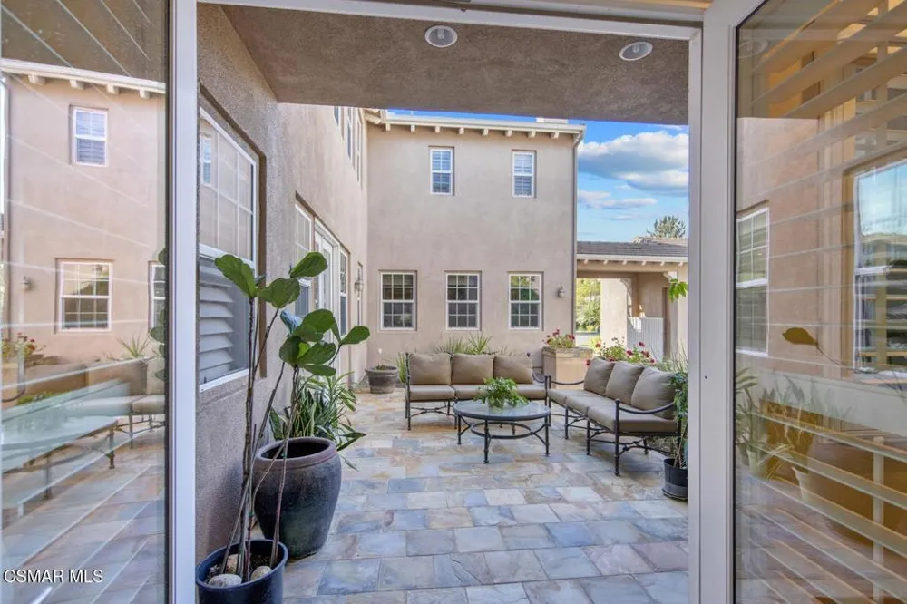 13854 Saddleback Drive Moorpark, CA 93021