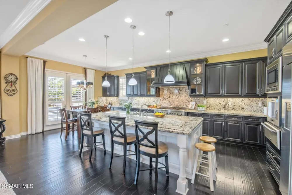 13854 Saddleback Drive Moorpark, CA 93021