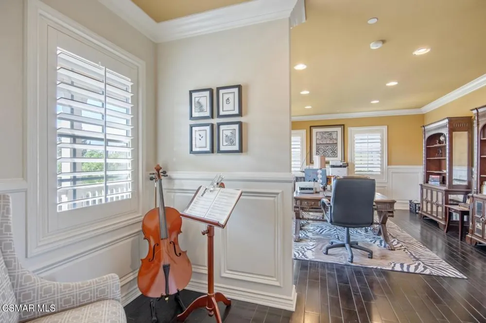13854 Saddleback Drive Moorpark, CA 93021