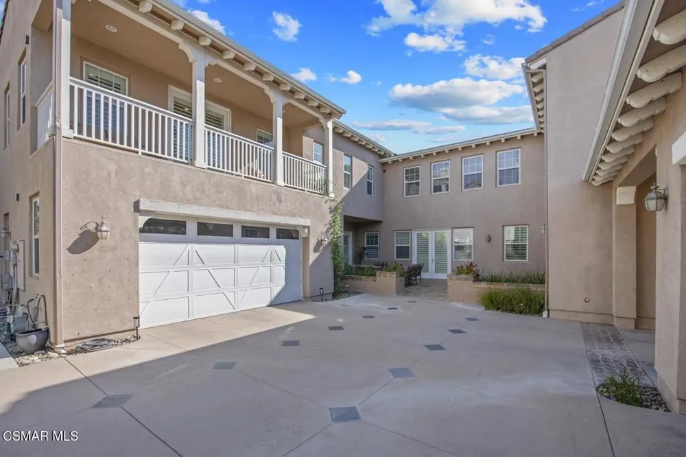 13854 Saddleback Drive Moorpark, CA 93021