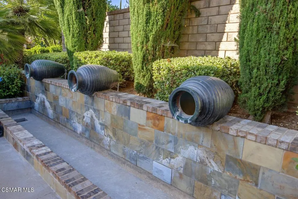 13854 Saddleback Drive Moorpark, CA 93021