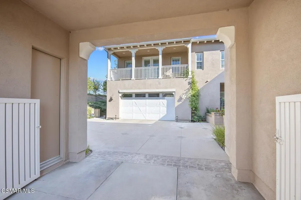 13854 Saddleback Drive Moorpark, CA 93021