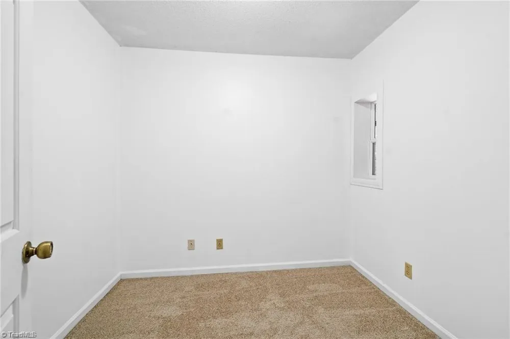 128 Cedar Lake Trail Winston-Salem, NC 27104