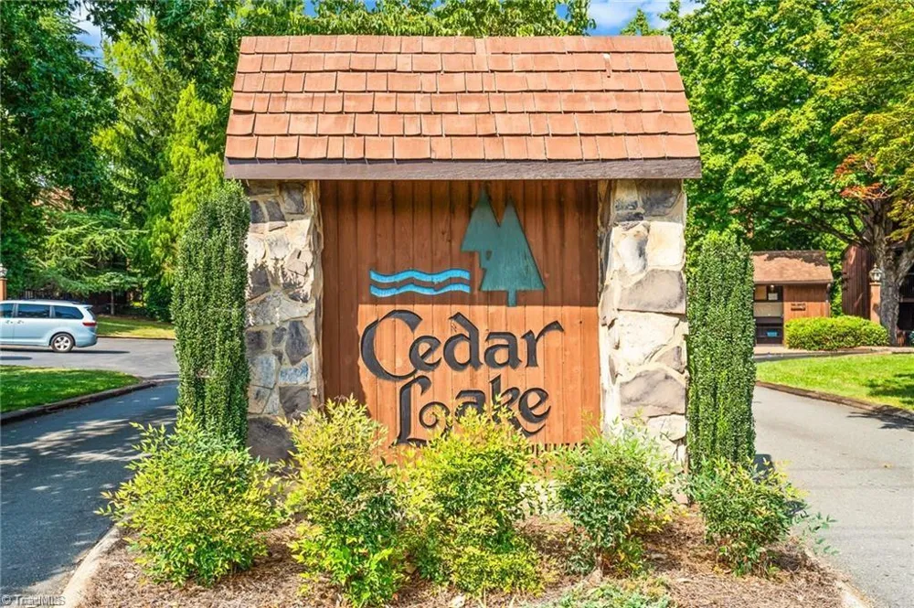 128 Cedar Lake Trail Winston-Salem, NC 27104