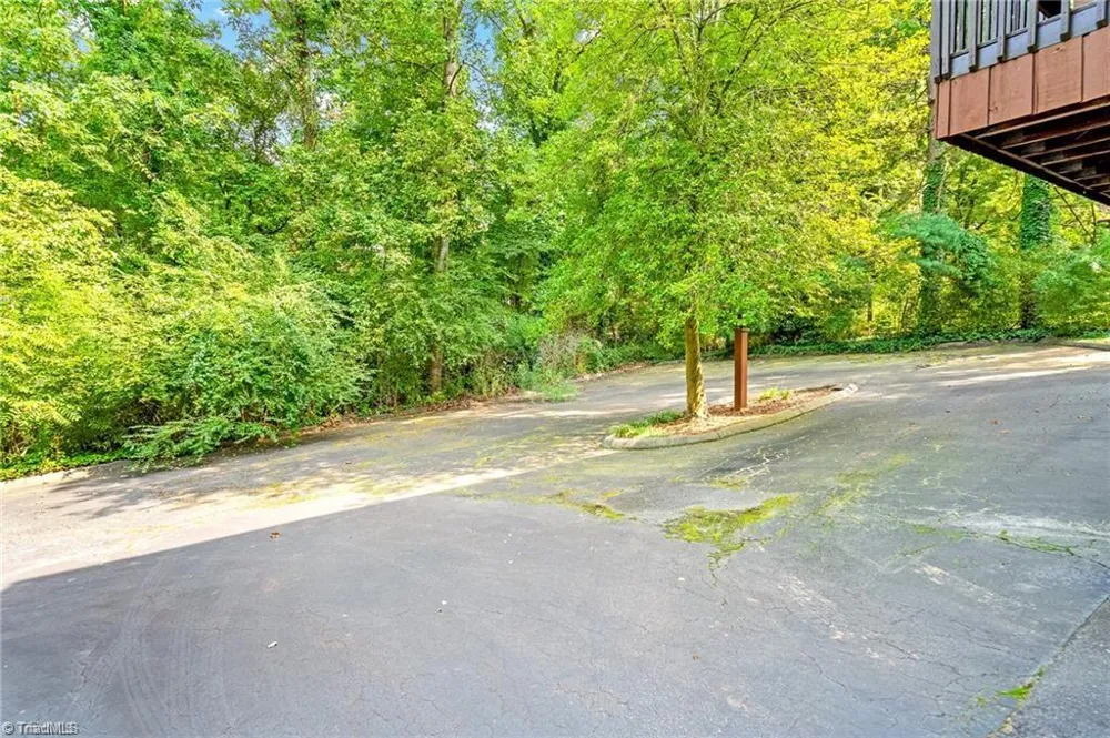 128 Cedar Lake Trail Winston-Salem, NC 27104