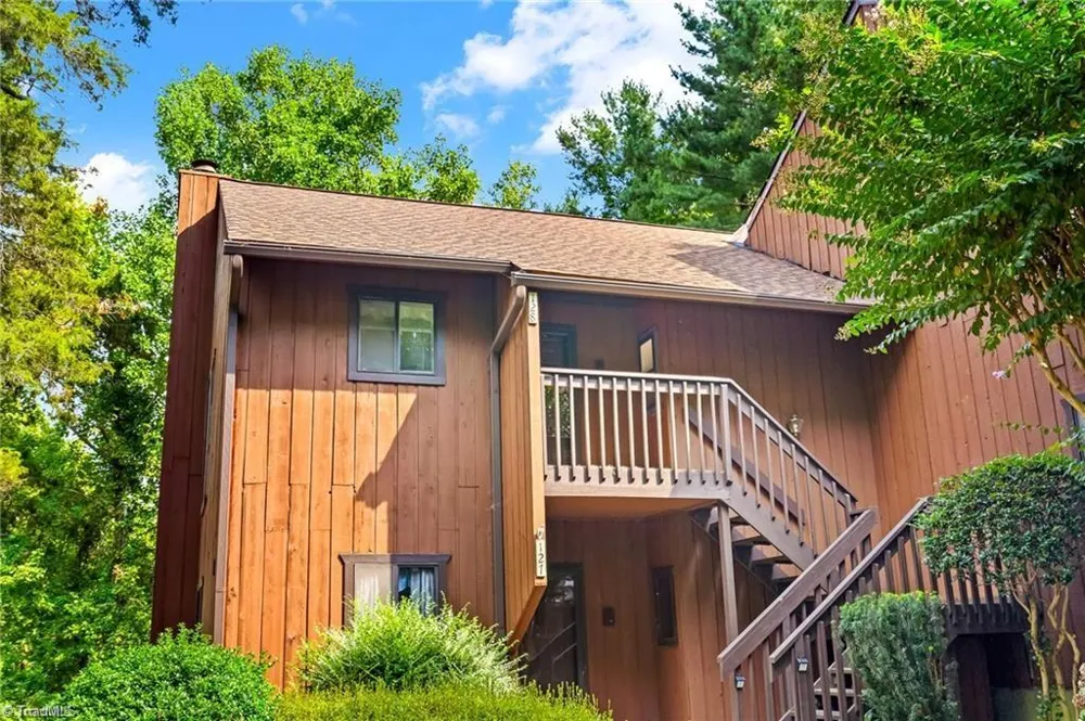 128 Cedar Lake Trail Winston-Salem, NC 27104
