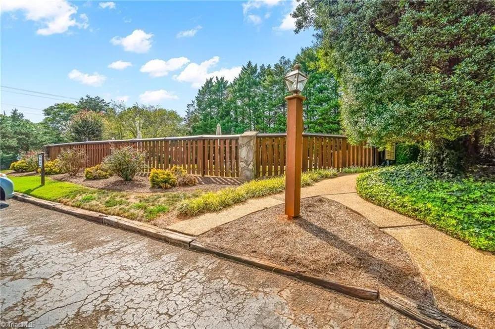 128 Cedar Lake Trail Winston-Salem, NC 27104