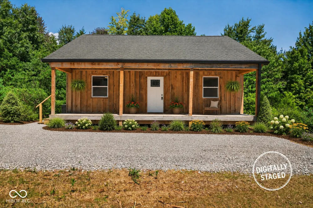 9891 Buffalo Pike Freetown, IN 47235