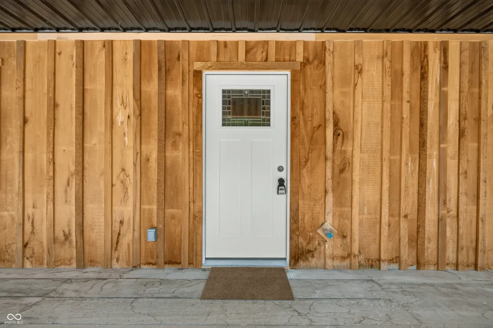 9891 Buffalo Pike Freetown, IN 47235
