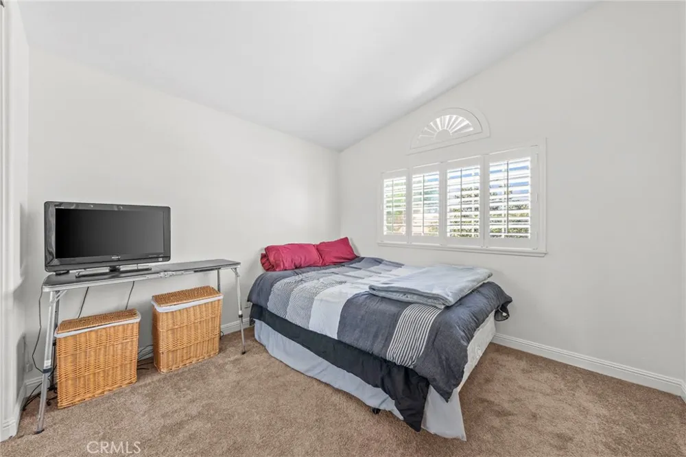 2162 Russell Drive Corona, CA 92879