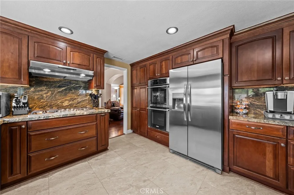 2162 Russell Drive Corona, CA 92879