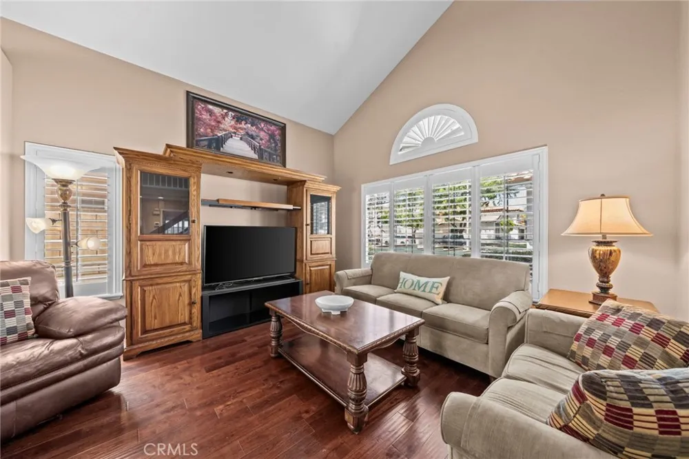 2162 Russell Drive Corona, CA 92879