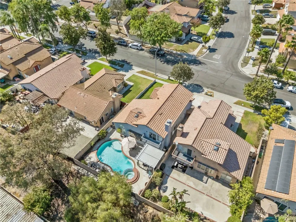 2162 Russell Drive Corona, CA 92879