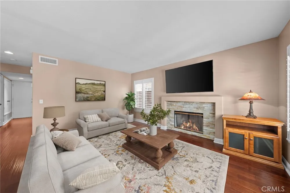 2162 Russell Drive Corona, CA 92879