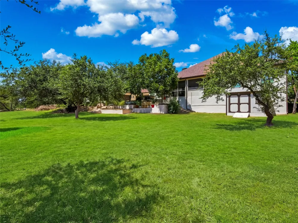 1711 Mountain Springs Canyon Lake, TX 78133