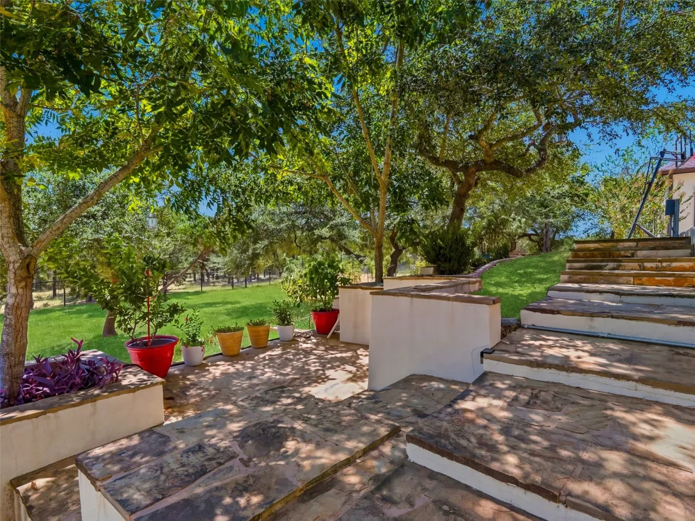 1711 Mountain Springs Canyon Lake, TX 78133