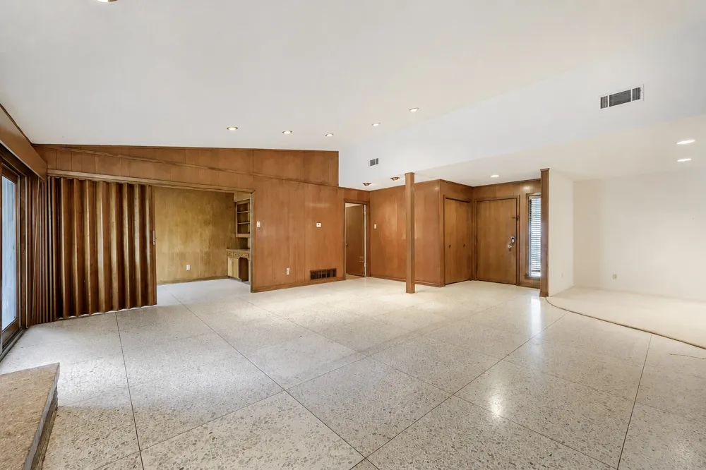 7149 Blairview Drive Dallas, TX 75230