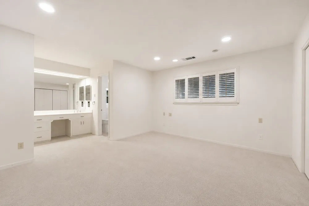 7149 Blairview Drive Dallas, TX 75230