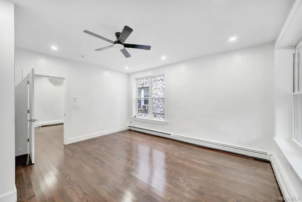 251 E 46th Street #1A Brooklyn, NY 11203