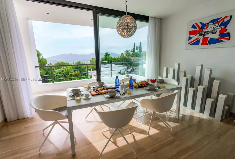 134 Calle del Reposo, Ibiza, Spain 