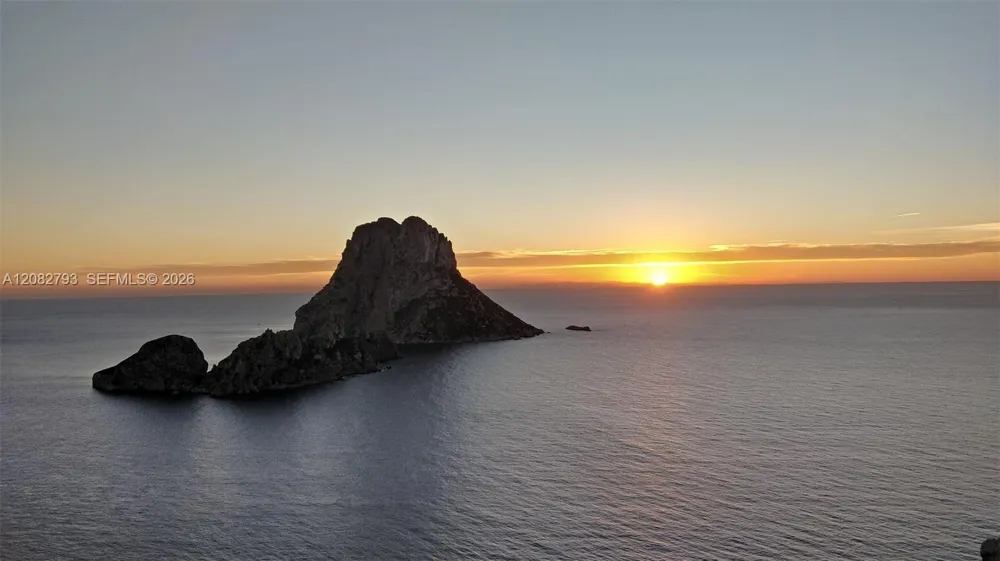 134 Calle del Reposo, Ibiza, Spain 