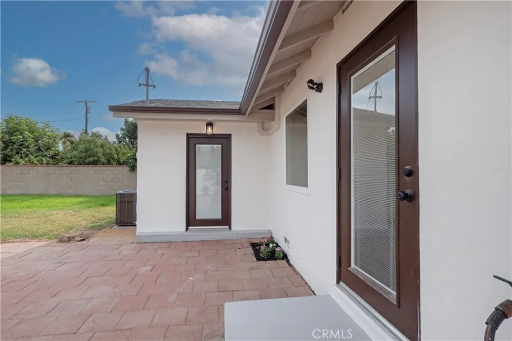 643 San Bernardino Avenue Pomona, CA 91767