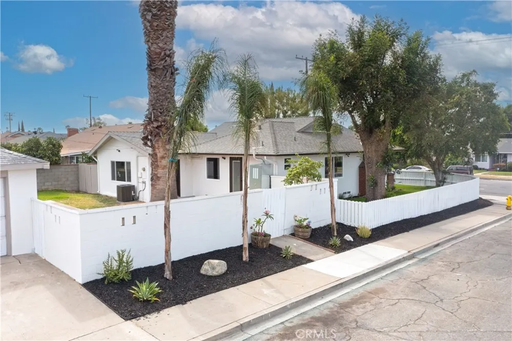 643 San Bernardino Avenue Pomona, CA 91767