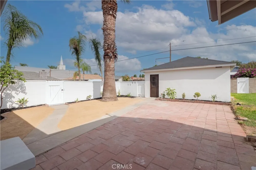 643 San Bernardino Avenue Pomona, CA 91767