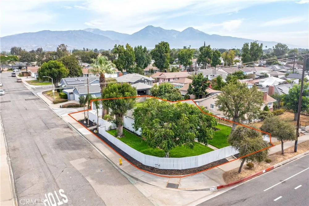 643 San Bernardino Avenue Pomona, CA 91767