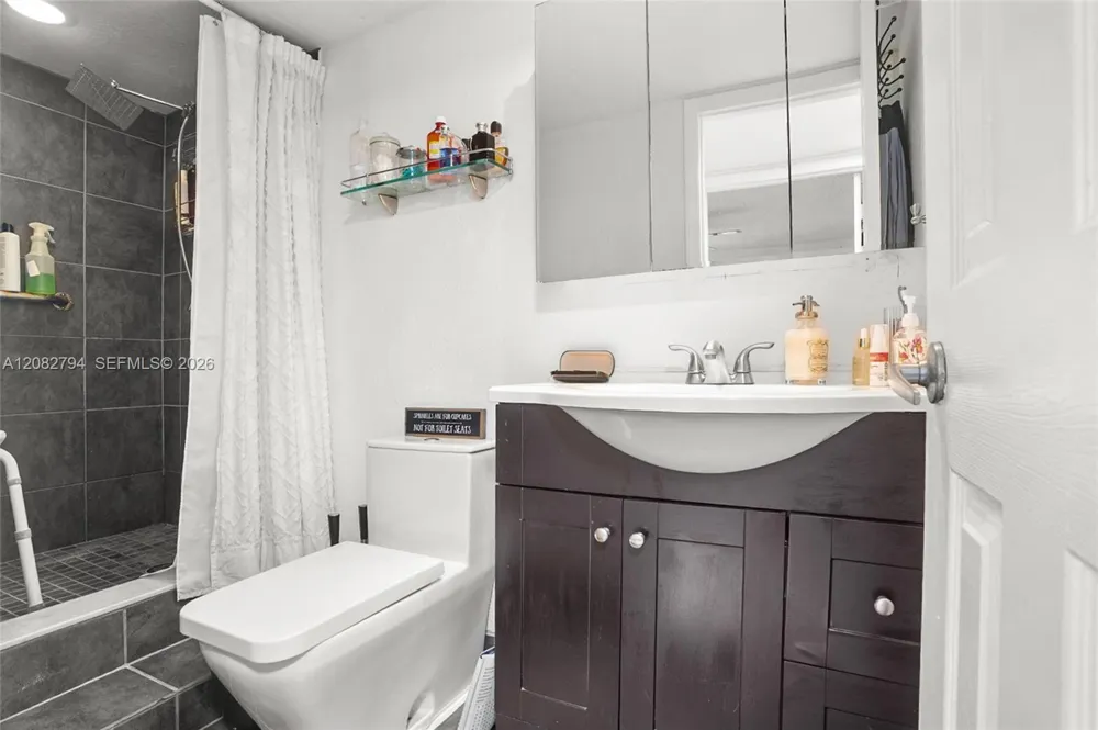 181 Lyndhurst L #181 Deerfield Beach, FL 33442