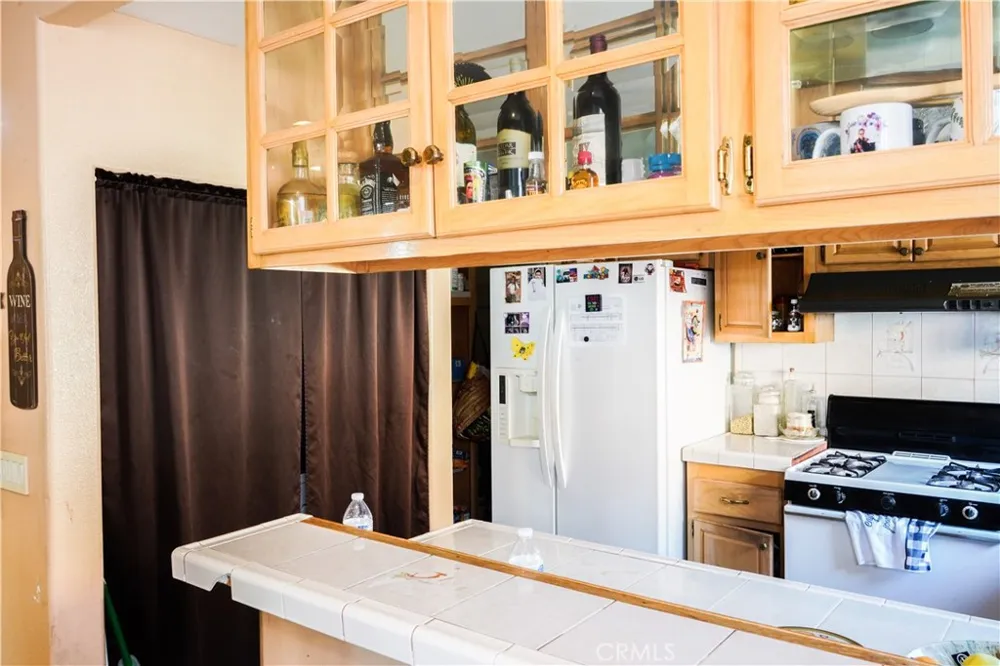 649 S Vancouver Avenue Los Angeles, CA 90022