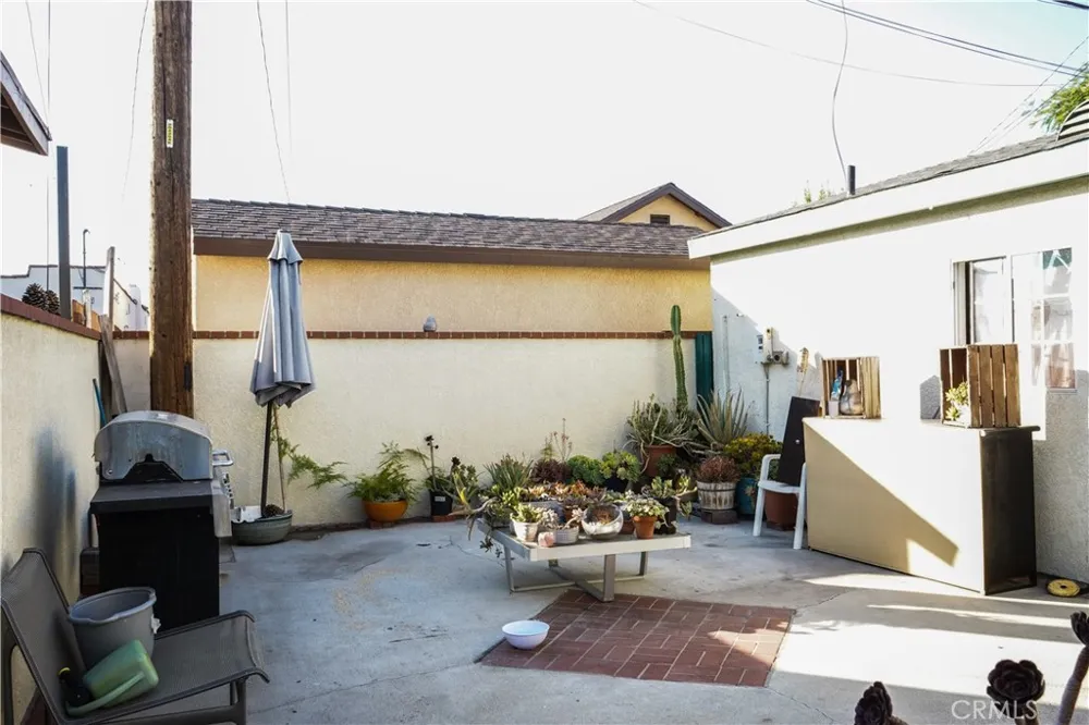 649 S Vancouver Avenue Los Angeles, CA 90022