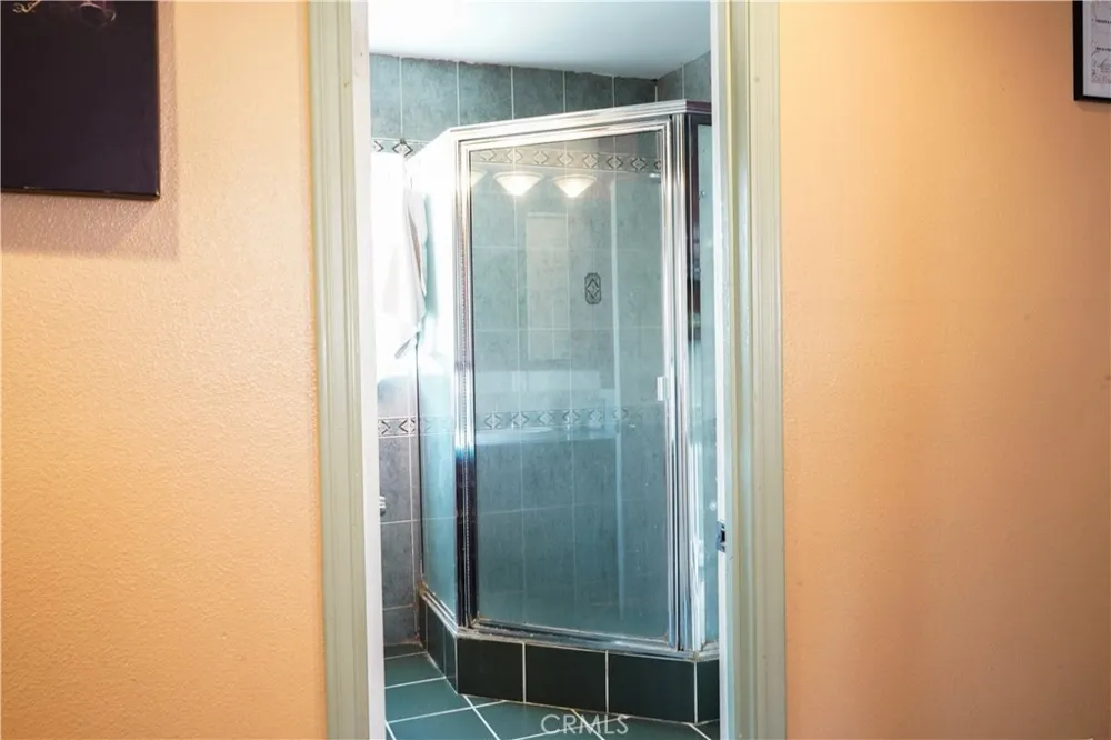 649 S Vancouver Avenue Los Angeles, CA 90022