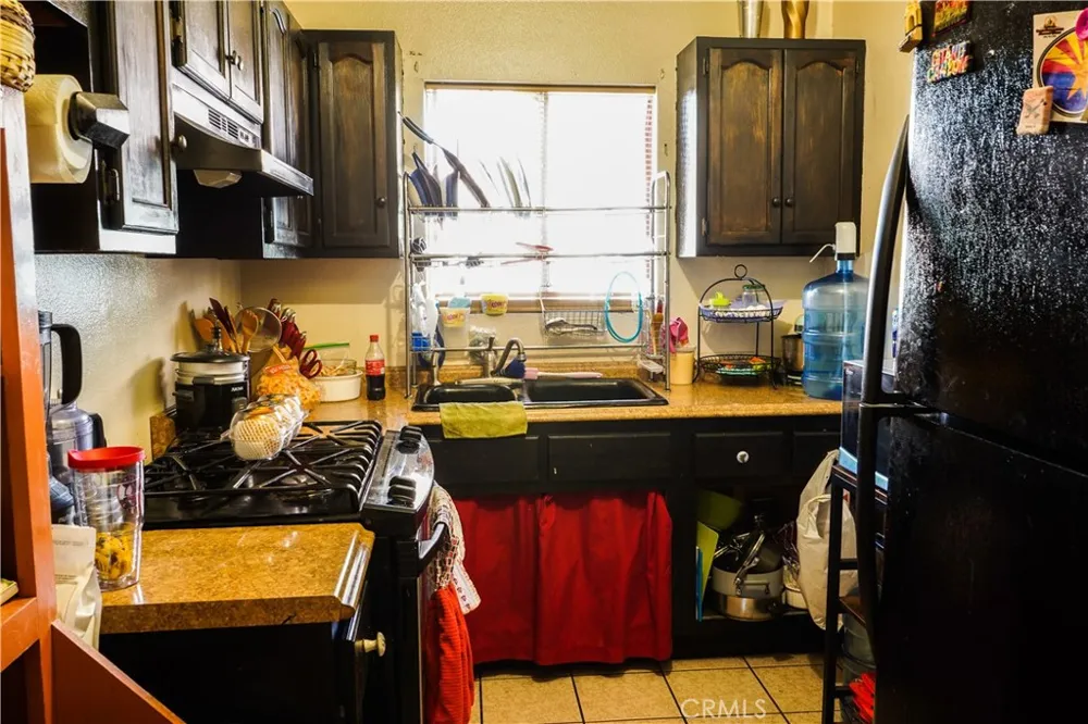 649 S Vancouver Avenue Los Angeles, CA 90022