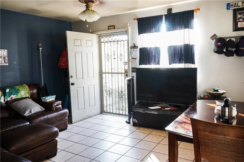 649 S Vancouver Avenue Los Angeles, CA 90022