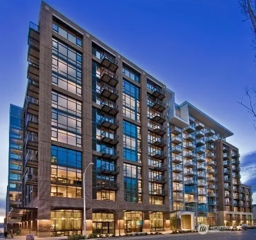 2911 2nd Avenue #324 Seattle, WA 98121