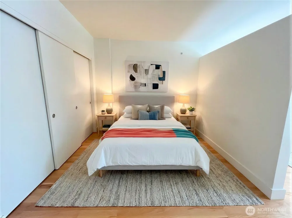 2911 2nd Avenue #324 Seattle, WA 98121