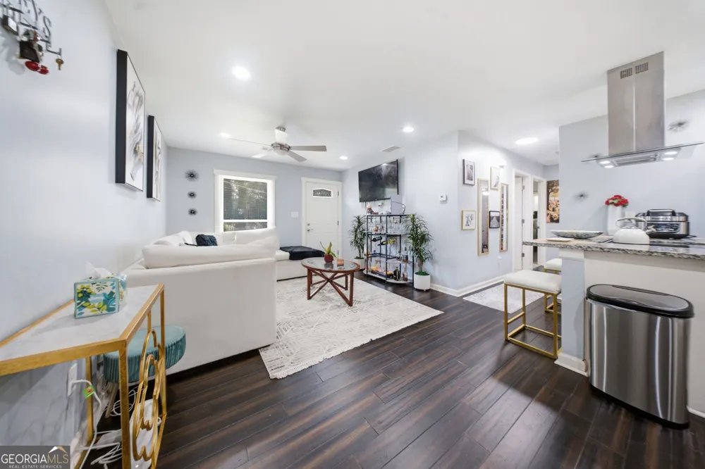 371 Santa Lucia TER NW Atlanta, GA 30318