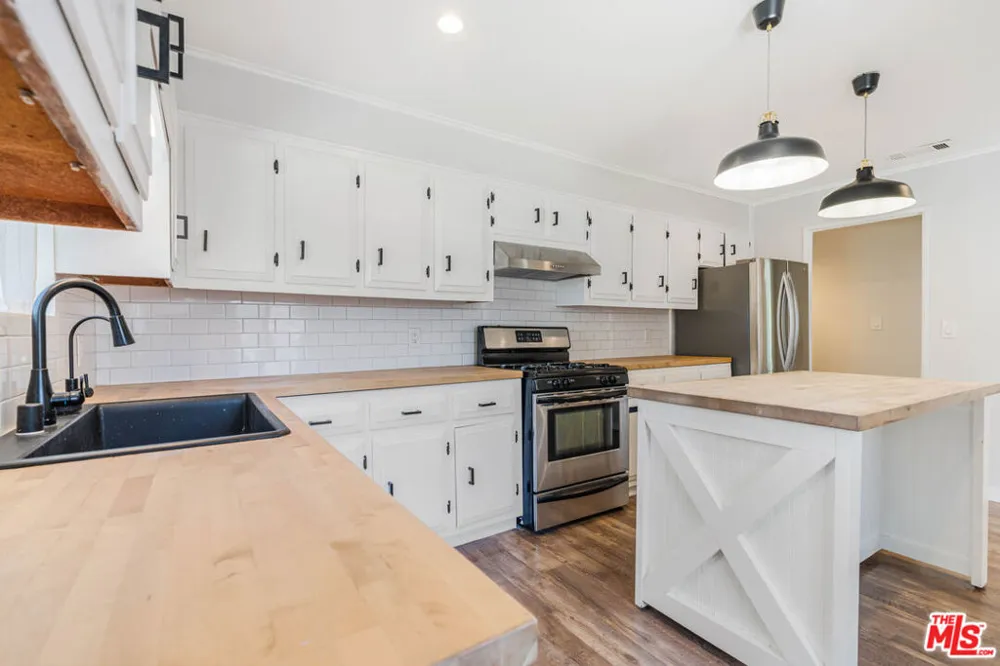 6514 Coldwater Canyon Avenue Los Angeles, CA 91606