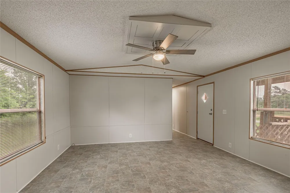 1345 Fm 405 Road #2 Riverside, TX 77320