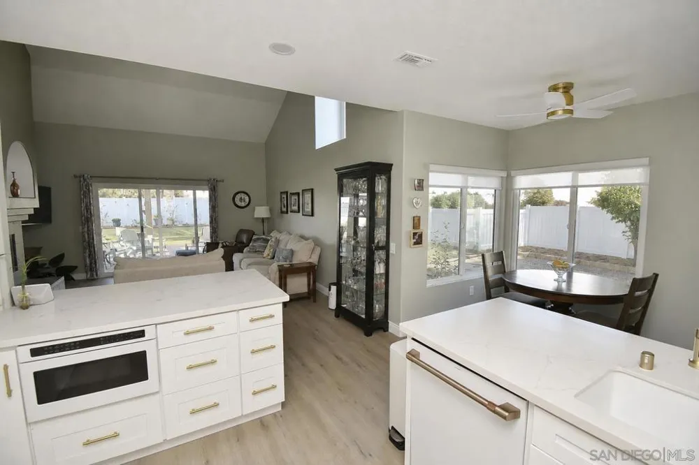 2954 SAGE VIEW Alpine, CA 91901
