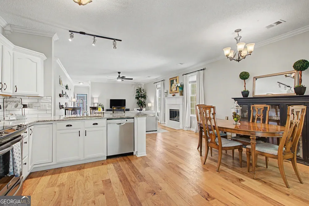 57 Garden Grove Newnan, GA 30265