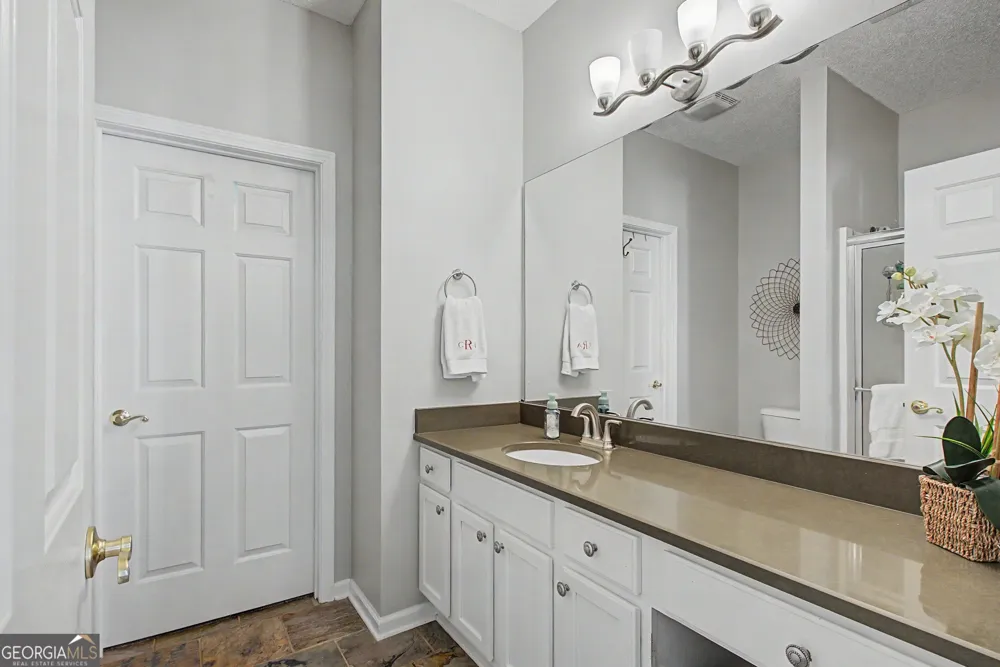 57 Garden Grove Newnan, GA 30265