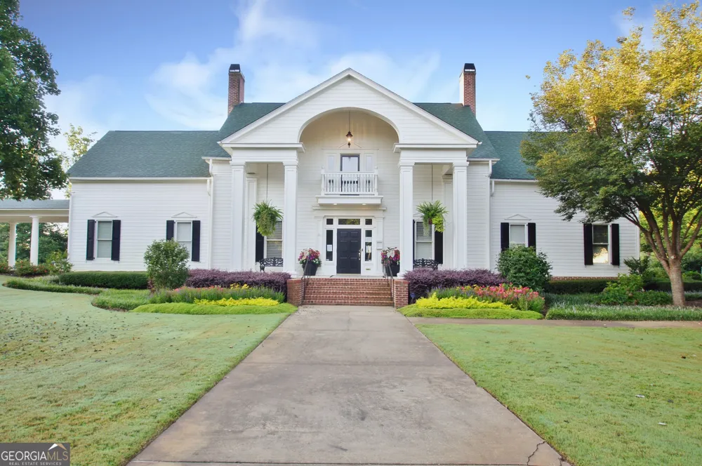 57 Garden Grove Newnan, GA 30265