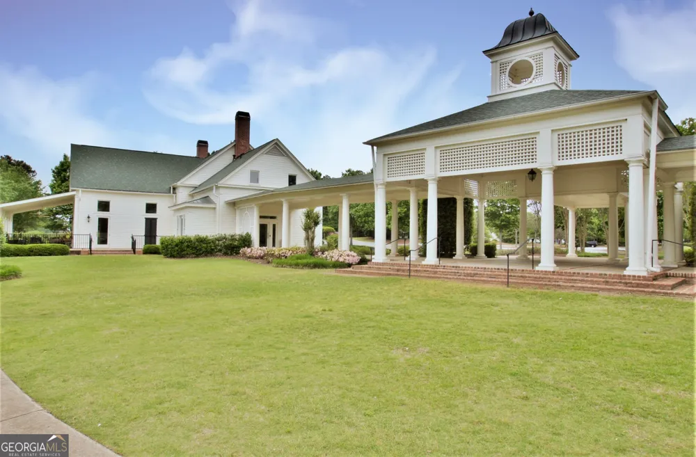 57 Garden Grove Newnan, GA 30265