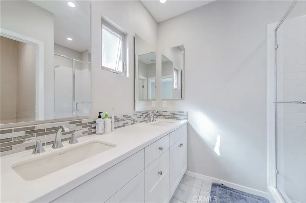134 Milky Irvine, CA 92618